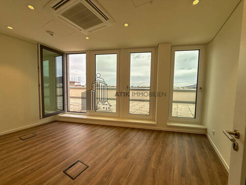 Büro- und Praxisfläche - 