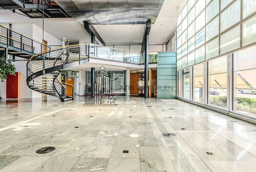 Foyer - ATIK: Herausragende Architektur x Repräsentative Büroflächen - provisionsfrei