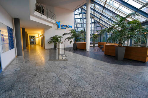 Foyer - 