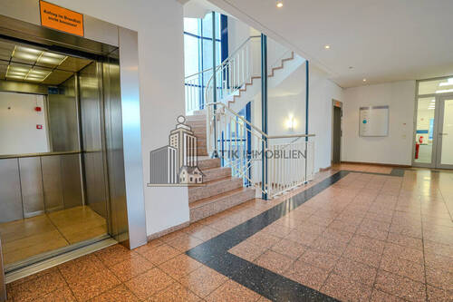 Treppenhaus - Büro mit 532,00 m&sup2; in Mannheim / Wohlgelegen zur Miete