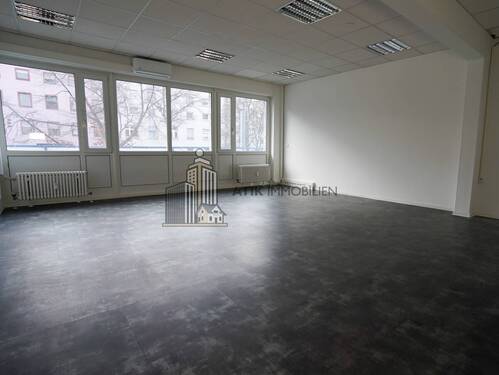 Büro-/ Schlungsräume - 