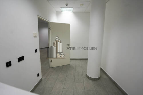 Einzelhandelsfläche - 