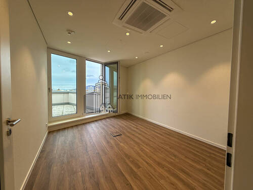 Büro- und Praxisfläche - 