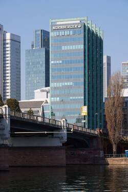 Außenansicht - Büro mit 412,00 m&sup2; in Frankfurt am Main zur Miete