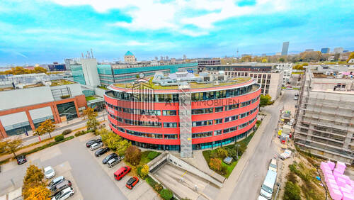 Drohnenaufnahme - Büro mit 255,00 m&sup2; in Ludwigshafen am Rhein zur Miete