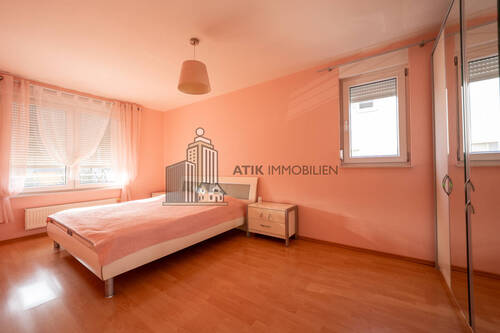 Schlafzimmer 1, 1. OG - 