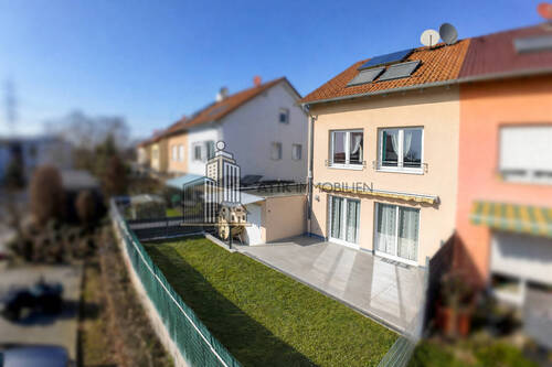 Drohnenaufnahme - 6 Zimmer Doppelhaushälfte zur Miete in Wiesloch