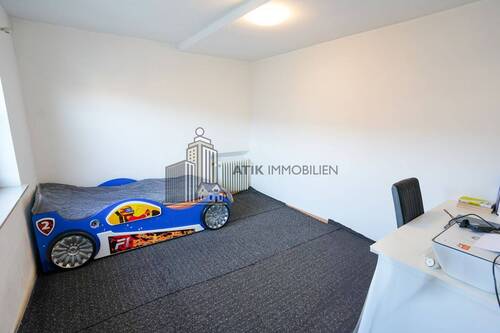Schlafzimmer 1. OG - 