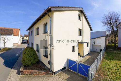 Drohnenaufnahme - 5 Zimmer Doppelhaushälfte in Reilingen