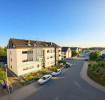 ATIK: Charmante 4-Zimmer-Erdgeschosswohnung mit sonnigem Südbalkon - Ketsch