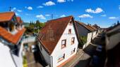 Drohnenaufnahme - 6 Zimmer Mehrfamilienhaus, Wohnhaus zum Kaufen in Sandhausen