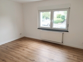 Schlafzimmer - Erdgeschoßwohnung mit 66,00 m&sup2; in Solingen zum Kaufen
