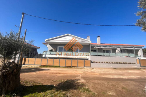 Foto - 9 Zimmer Einfamilienhaus zum Kaufen in 