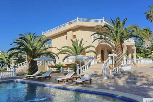 Foto - 10 Zimmer Einfamilienhaus zum Kaufen in 