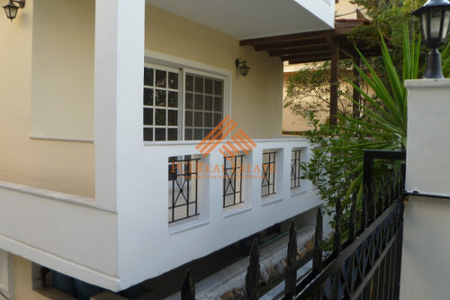 Foto - 10 Zimmer Einfamilienhaus zum Kaufen in 