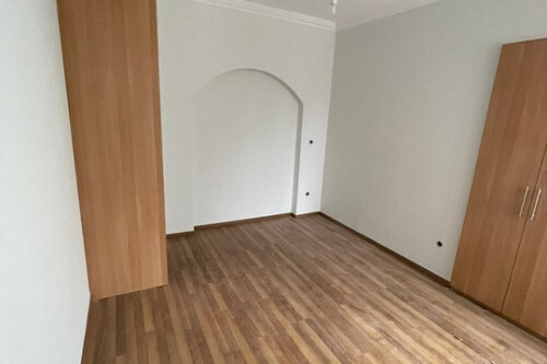 Foto - 6 Zimmer Etagenwohnung in 