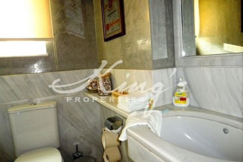 Foto - 8 Zimmer Etagenwohnung in 