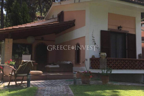 Foto - 8 Zimmer Einfamilienhaus in 