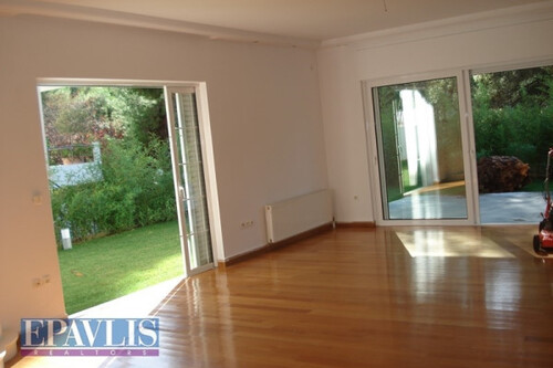 Foto - 9 Zimmer Einfamilienhaus in 