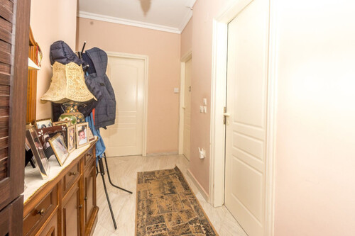 Foto - 6 Zimmer Etagenwohnung in 