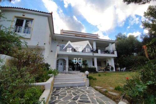 Foto - 9 Zimmer Einfamilienhaus zum Kaufen in 