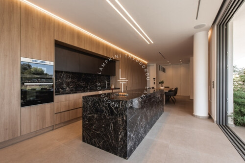 Foto - 8 Zimmer Etagenwohnung zum Kaufen in 