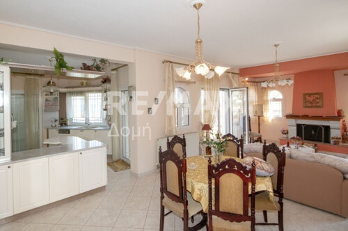 Foto - 4 Zimmer Etagenwohnung zum Kaufen in 