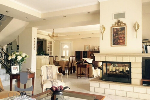 Foto - 11 Zimmer Einfamilienhaus in 