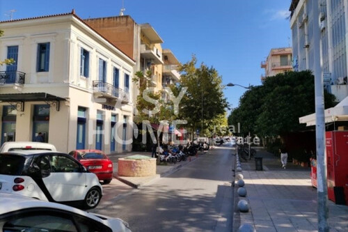 Foto - Gewerbe-Immobilie Kaufen, , Kalamata (Messinia),