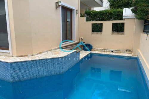 Foto - Haus Kaufen, , Voula (Athen Süd), 800.000 &euro;