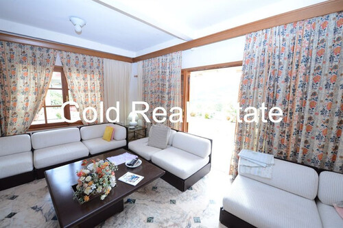 Foto - 9 Zimmer Einfamilienhaus zum Kaufen in 