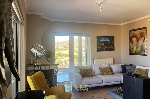 Foto - 6 Zimmer Etagenwohnung in 