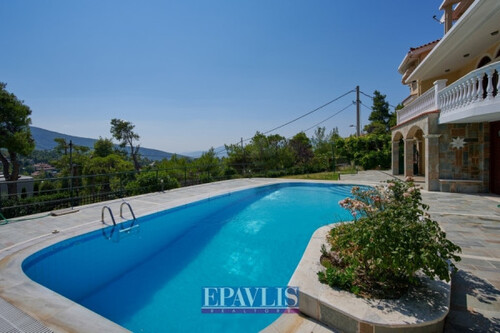 Foto - 12 Zimmer Einfamilienhaus zum Kaufen in 