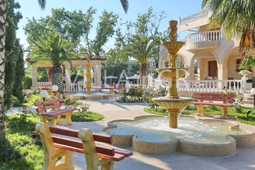 Foto - 12 Zimmer Einfamilienhaus zum Kaufen in 