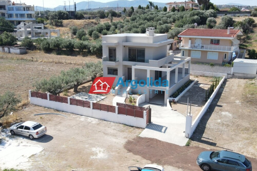 Foto - Haus Kaufen, , Korinth (Korinthia),