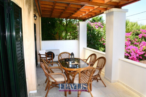 Foto - 8 Zimmer Einfamilienhaus in 