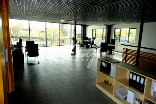 Foto - Gewerbeobjekt (Büro, Produktion, Verkauf) in zum Kaufen