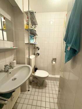Badezimmer - 1 Zimmer Etagenwohnung in Mannheim