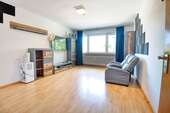 Schlafzimmer - 4 Zimmer Etagenwohnung zum Kaufen in Heidelberg