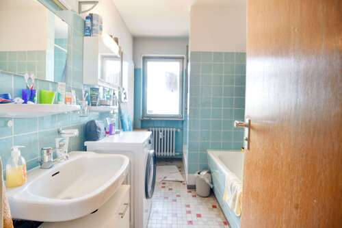 Badezimmer - Etagenwohnung mit 92,00 m² in Heidelberg zum Kaufen