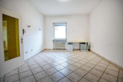 Schlafzimmer1 - 