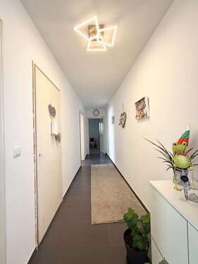 Flur - Etagenwohnung mit 66,90 m&sup2; in Heidelberg zum Kaufen