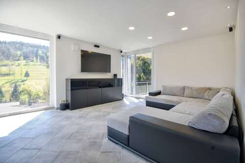 Wohnzimmer_mit_Ausblick_2Terrassen - Erdgeschoßwohnung mit 335,16 m² in Heidelberg zum Kaufen