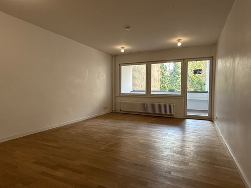 Wohnbereich - 2 Zimmer Etagenwohnung in Berlin