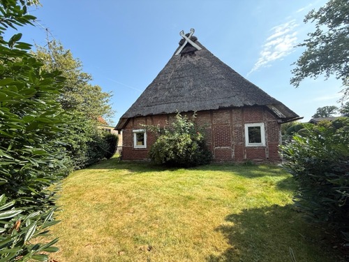 Grundstück mit Altbestand - Idylle in Rosengarten: Seltene Gelegenheit in Bestlage