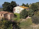Foto - Haus in Pomarance, Toscana, 610 m²