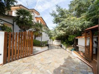 Foto - 4 Zimmer Einfamilienhaus zum Kaufen in Rosignano Marittimo