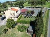Foto - Einfamilienhaus mit 300,00 m&sup2; in Rosignano Marittimo zum Kaufen