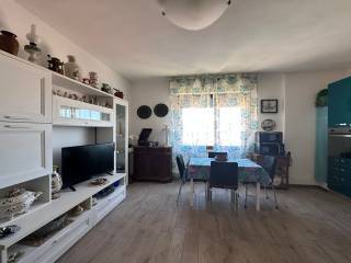 Foto - 3 Zimmer Etagenwohnung zum Kaufen in Rosignano Marittimo