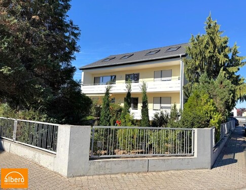 Rückansicht - albero:) renovierte, lichtdurchflutete 4 Zimmer in ruhiger Anwohnerlage und kleiner Wohneinheit